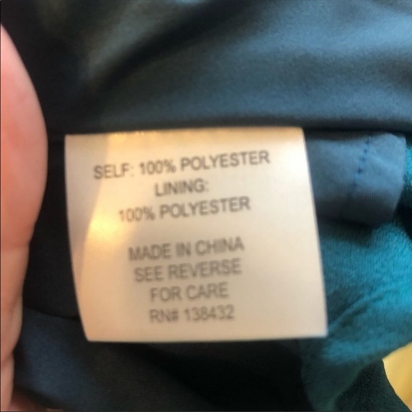 ♥️Beautiful Mod Cloth Ruffle Dress - Picture 6 of 6